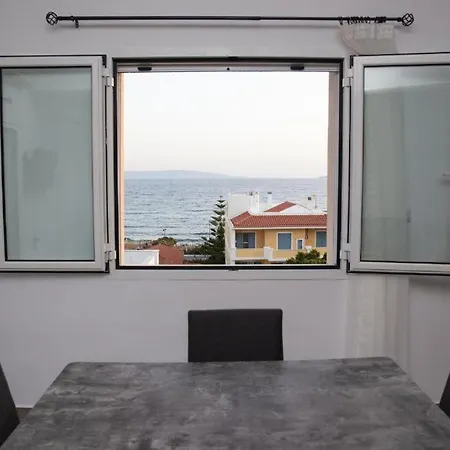 Sea View House Matina شقة